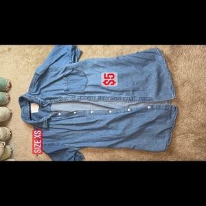 Short sleeve button up